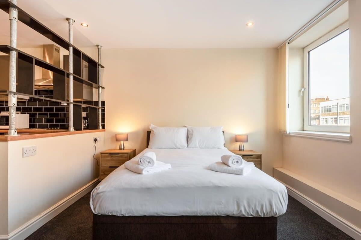 Апартаменты Modern & Bright Budget Studio In Central Донкастер Экстерьер фото